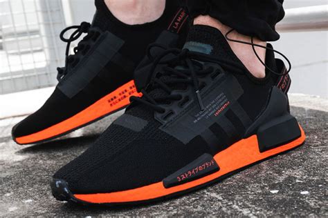 adidas nmd r1 v2 japan